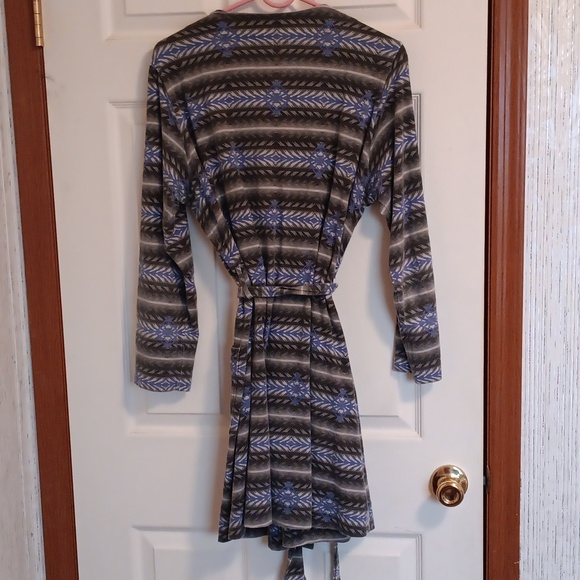 Pendleton robe - Picture 2 of 3